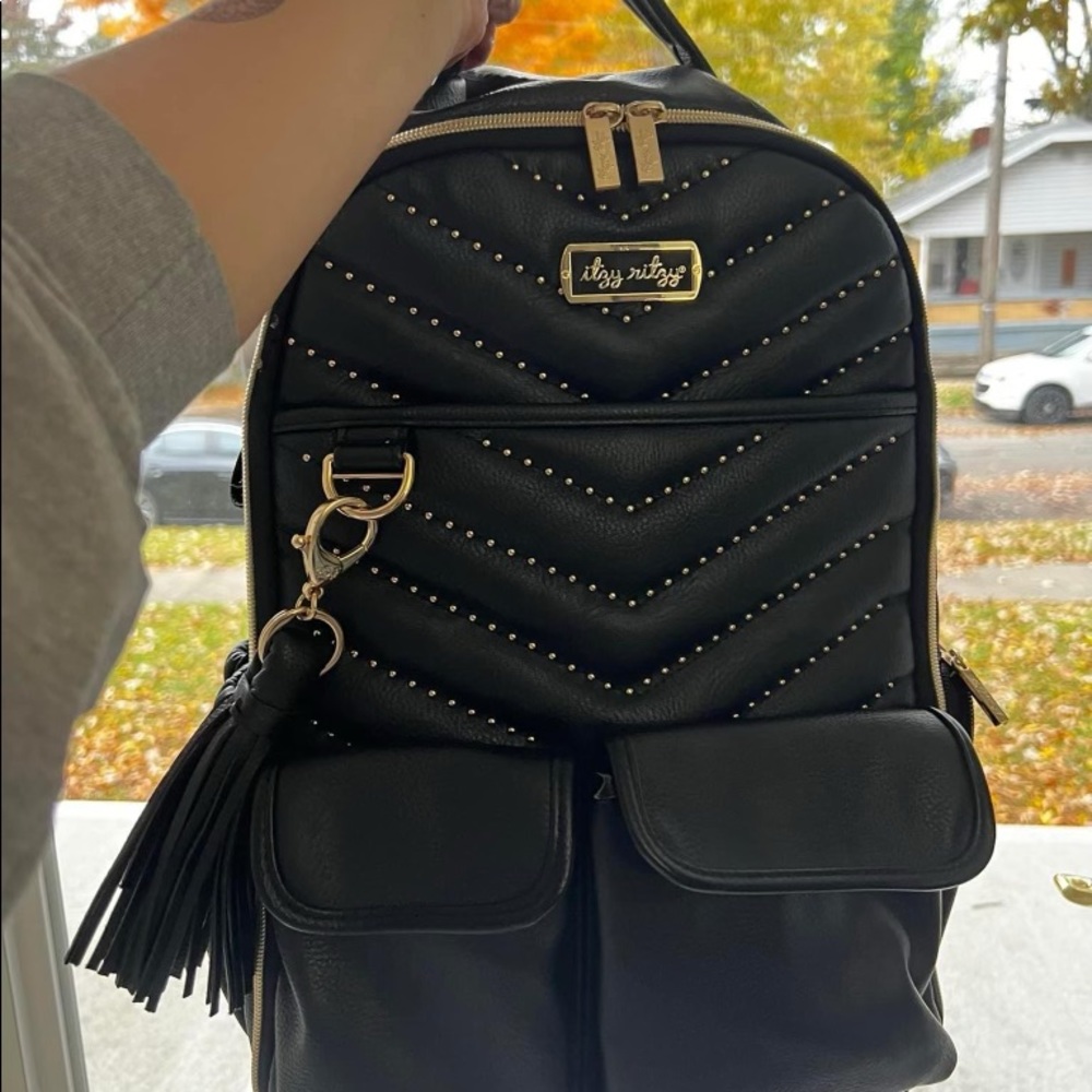 Itzy ritzy boss diaper backpack